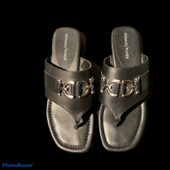 donald pliner kent sandal